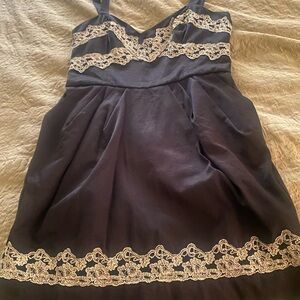 Lipsy London Blk / gold lace Mini dress Sz 10